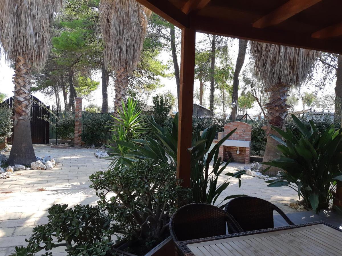 La Dimora In Riva Al Mare Hotel Vieste Bagian luar foto